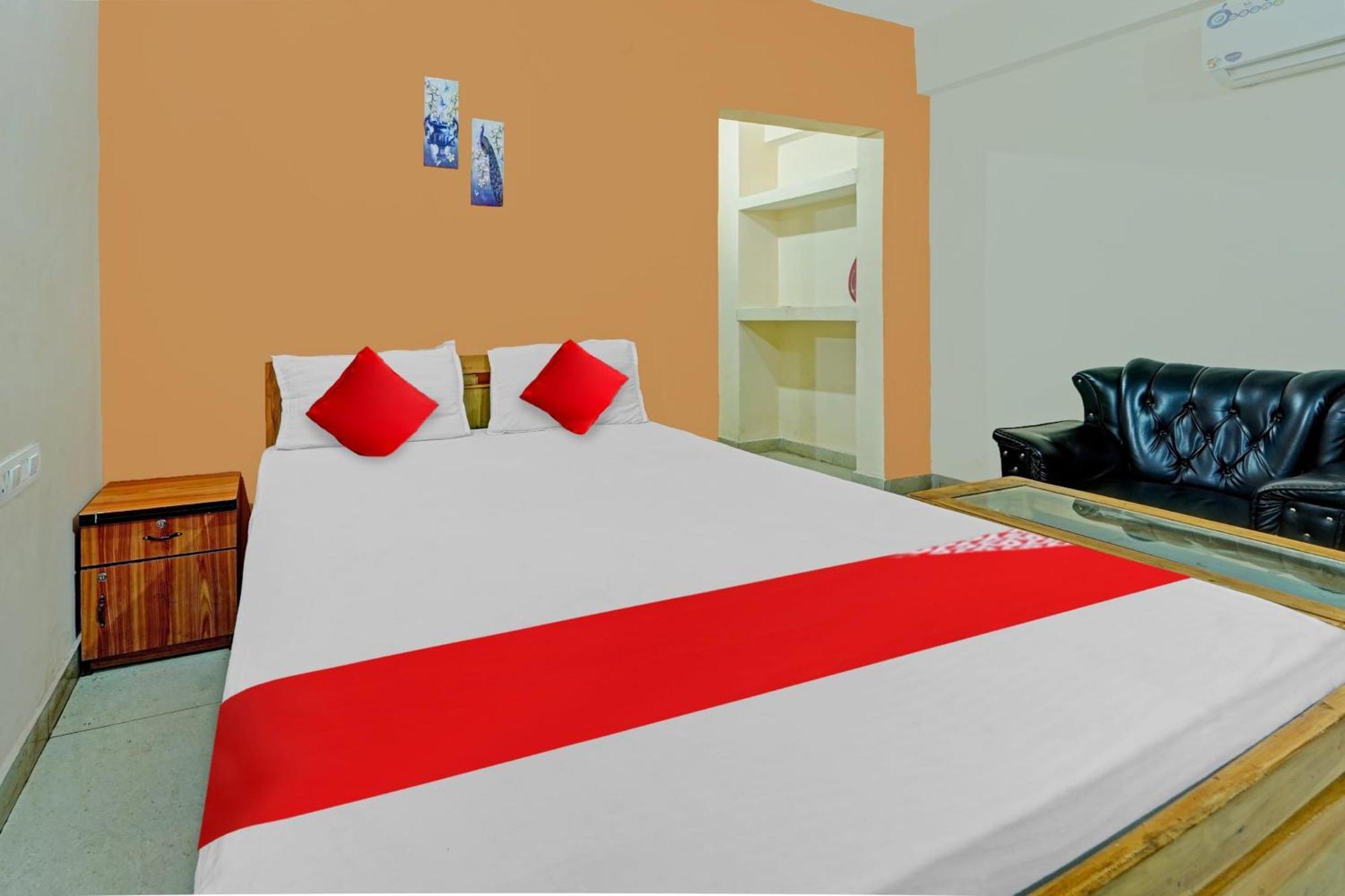 Hotel O Grand Paradise Inn & Banquet Hall Patna  Bagian luar foto